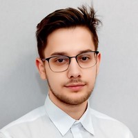 Lektor jazykových kurzů Jazykové školy TOPLINGVA specializující se na výuku angličtiny.