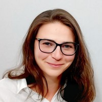 Lektorka jazykových kurzů Jazykové školy TOPLINGVA specializující se na výuku angličtiny.