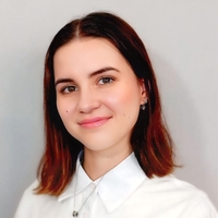 Adéla - lektorka Jazykové školy TOPLINGVA Lektorka jazykových kurzů Jazykové školy TOPLINGVA specializující se na výuku angličtiny a francouzštiny.