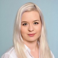 Lektorka jazykových kurzů Jazykové školy TOPLINGVA specializující se na výuku angličtiny. 