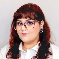 Lektorka jazykových kurzů Jazykové školy TOPLINGVA specializující se na výuku angličtiny. 